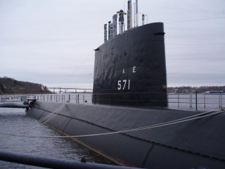 Black submarine dock boat bridge - ue 5 free wallpaper