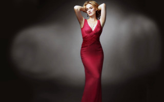 Elegant blonde woman reddress windpose - eva švankmajerová free wallpaper