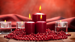 Candles wooden table glass water - table cloth free wallpaper