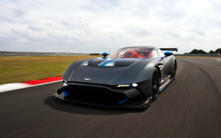 Car race track sky clouds - a race track free wallpaper