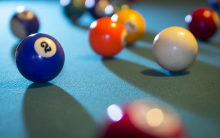 Pool table nine billiards balls - the table free wallpaper