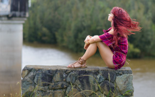 Woman redhair sitting rock river - daphne mcclure free wallpaper for desktop