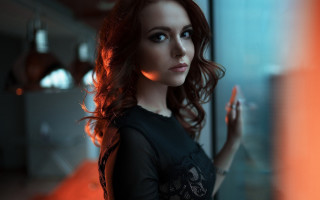 Woman longhair blueeyes portrait cigarette - free portrait wallpaper for desktop