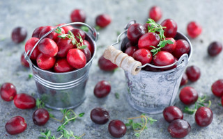 Cherry buckets berries blurry dessert - cherry free wallpaper