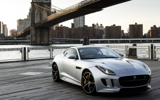 White sports car dock bridge - luxury free wallpaper
