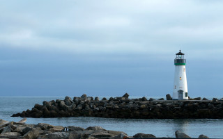 Lighthouse rocky pier precisionism cloudy - fitz hugh lane free wallpaper