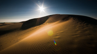Desert sunshine dune mountain ocean - a sun free wallpaper
