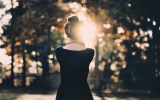 Woman dress tree sun flare - a woman in a dress free wallpaper for desktop