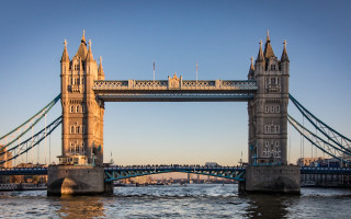 Bridge water boat city sunset - over a body of water free wallpaper for desktop
