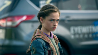 Woman scarf car van portrait - vancouver school free wallpaper