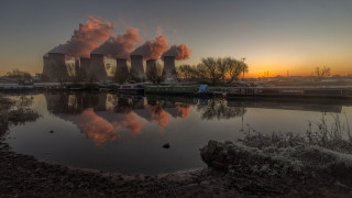 Factory smoke water cityscape bridge - dave allsop free wallpaper for desktop