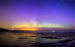 Purple yellow aurora ocean night - aurora free wallpaper for desktop
