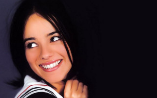 Cheerful araceli gilbert black background - shirt free wallpaper