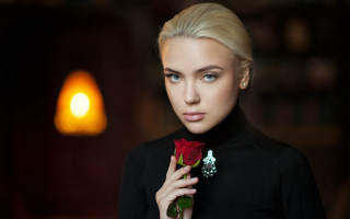 Elina karimova gothic portrait blonde - a rose free wallpaper