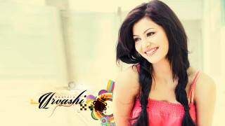 Woman black hair pink top - a pink top free wallpaper