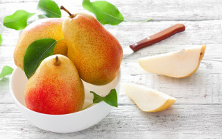 Pear bowl knife leaves wooden - boetius adamsz bolswert free wallpaper for desktop