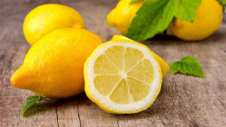 Lemon half wooden table leaves - whole free wallpaper