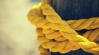 Yellow rope pole abstract sculpture - a pole free wallpaper for desktop
