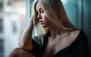Blonde woman window portrait photography 2 - long blonde hair free wallpaper