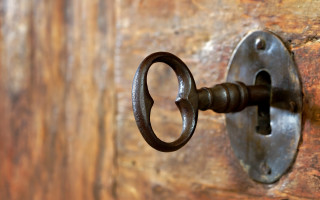 Door handle key wooden metal - a key free wallpaper