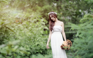 Bride white dress flower bouquet - chen lin free wallpaper