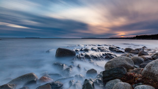 Rocky beach mountains misty sky - rock free wallpaper