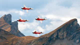 Planes flying over mountains bernd - a group of planes free wallpaper