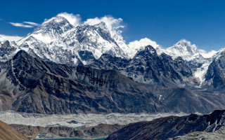 Mountain lake snow capped sky 3 - andrew law free wallpaper