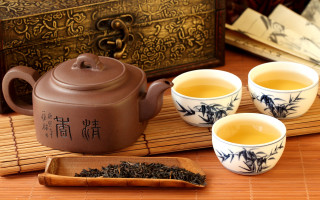 Tea set four cups spoon - a bamboo mat free wallpaper