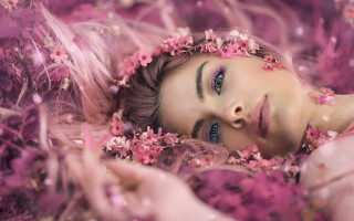 Pink flowers hair bed photorealistic - dreamlike free wallpaper for desktop