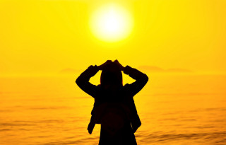 Beach sunset silhouette male ocean - their hands in free wallpaper
