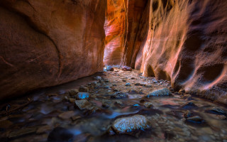 Narrow canyon stream rocks cave - a narrow canyon free wallpaper