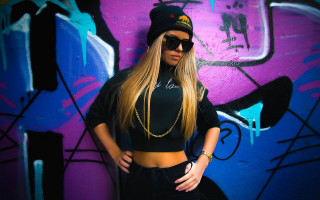 Aramenta vail graffiti fashion photoshoot - a hat and sunglasses free wallpaper