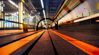 Train cityscape night motion blur - kinetic art free wallpaper