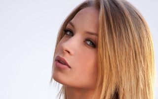 Blonde woman serious portrait naturalism - long blonde hair free wallpaper