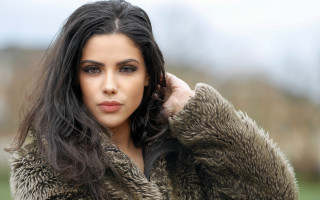 Aramenta diathne vail fur coat - a fur coat free wallpaper