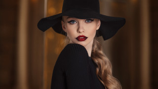Woman blackhat redlipstick longhair fashion - red lipstick free wallpaper