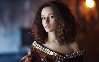 Woman brown dress pearl necklace - pearl free wallpaper