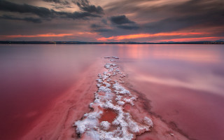Snowy shoreline pink sunset mountain - the shore of a lake free wallpaper for desktop