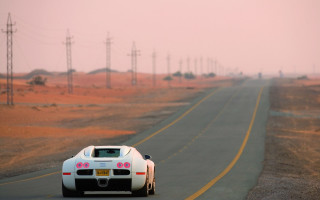 White sports car desert pink - power free wallpaper