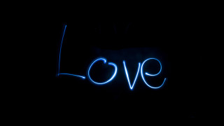 Neon love dark blue hologram - a blue light in the middle free wallpaper