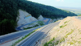 Mountain highway nature scene arkhip - a highway free wallpaper