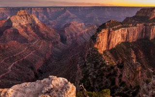 Cliff overlooking canyon sunset matte - a canyon free wallpaper