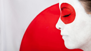 Woman clown facepaint balloon mask - gutai group free wallpaper for desktop