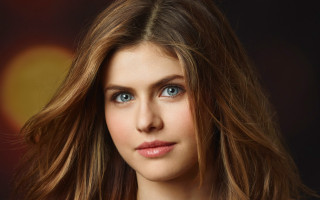 Woman longhair blueeyes blackbackground yellowspot - elisabeth collins free wallpaper