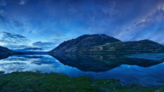 Mountain lake night stars moon - a full moon free wallpaper