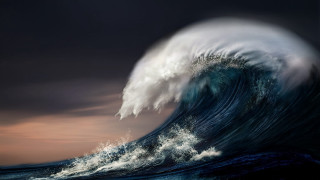 Large wave breaking ocean cloudy - a large wave free wallpaper