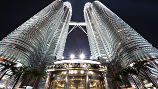 Cityscape tokyo skyscraper night bridge - a couple free wallpaper