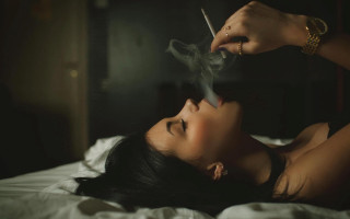 Aramenta dianthe vail smoking bed - her mouth free wallpaper for desktop