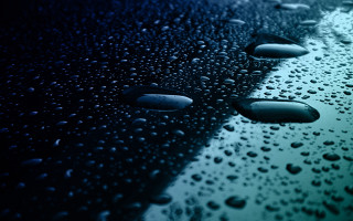 Water droplets car window blue - a close up of water droplets free wallpaper